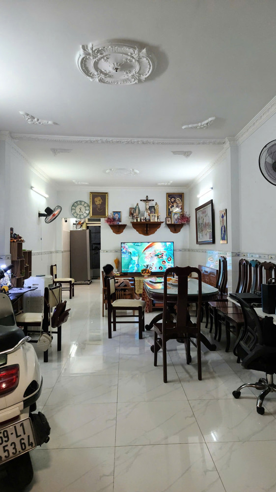 Chính Chủ Bán Nhà Riêng Tại Đông Hưng Thuận, Quận 12 - Nhà 2 Mặt Tiền Đường - Hẻm Ô Tô Đỗ