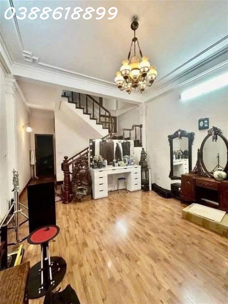 Bán Nhà Phân Lô Phạm Tuấn Tài - Cầu Giấy - 56M2 - 4 Tầng - Mặt Tiền 4.5M - Giá 22,8 Tỷ