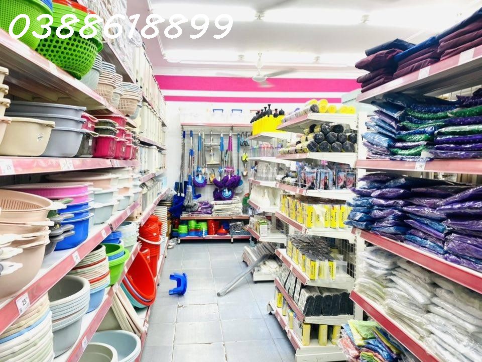 Bán Mặt Phố Quan Nhân - Cầu Giấy - Dòng Tiền Đỉnh - 177M2 - 4 Tầng - Mt 10M - Giá 71,5 Tỷ