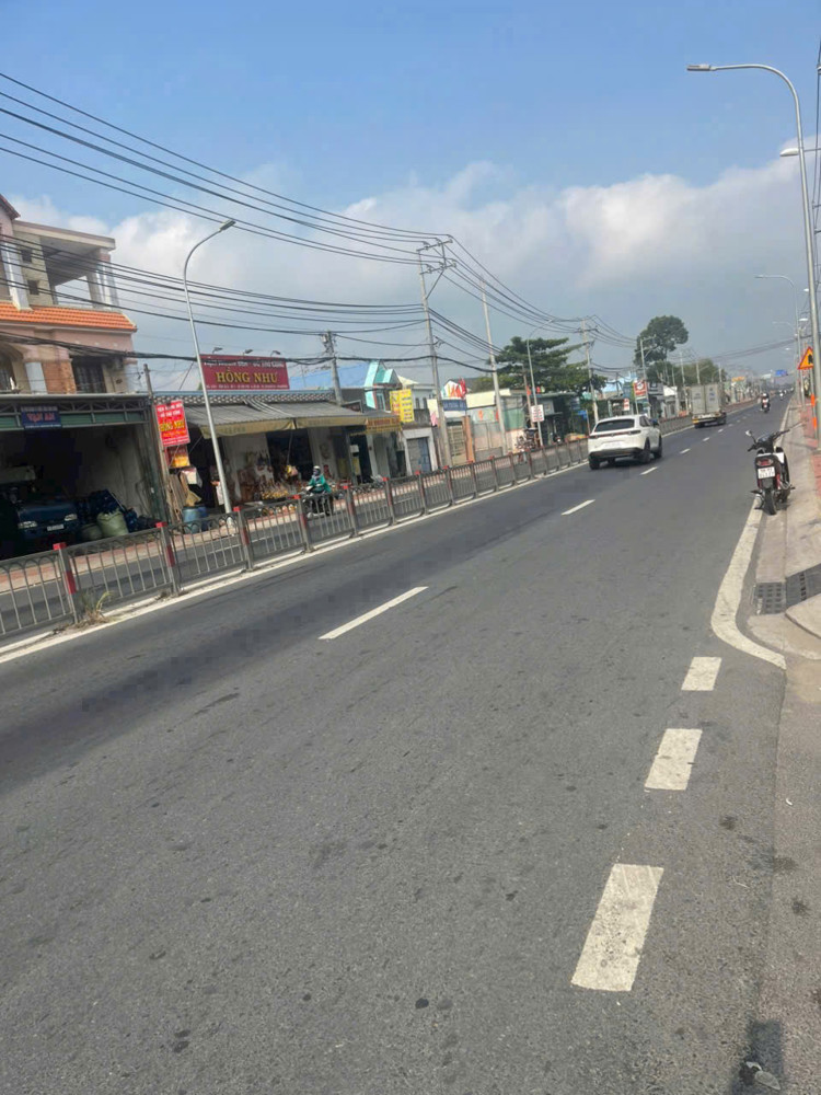 Siêu Xưởng Mặt Tiền Tỉnh Lộ 8 - Hơn 8.000M² - Dòng Tiền Khủng