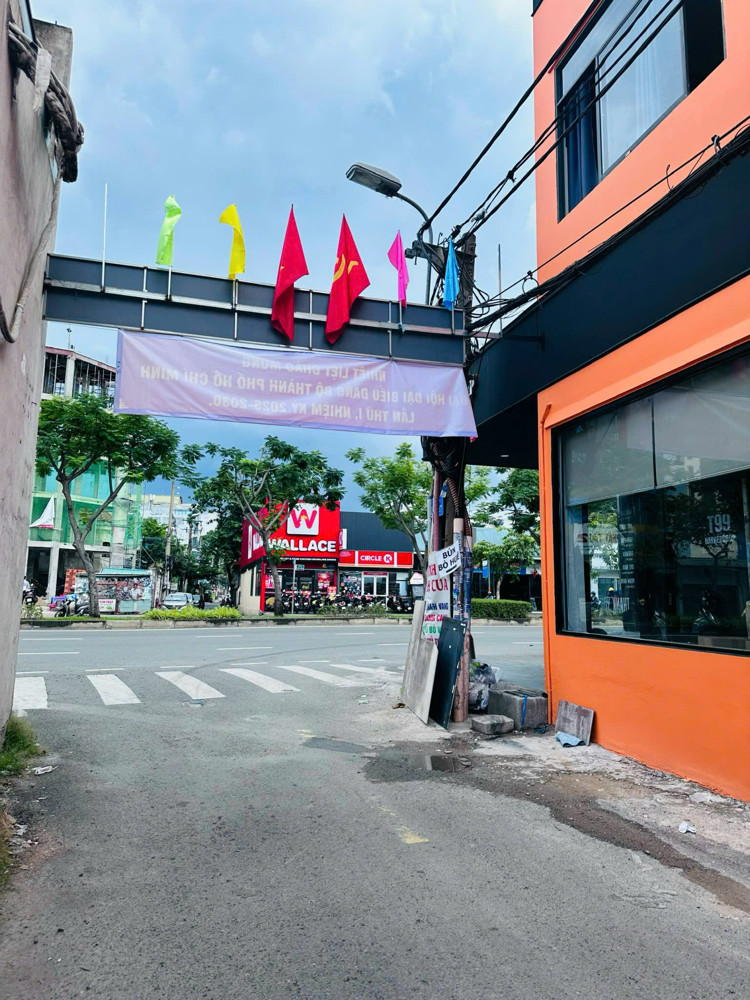 Giảm 5 Tỷ, Bán Nhà Ngộp Trần Não Gần Sông, 7X18, 4 Tầng, Hdt 40Tr, Nhỉnh 19 Tỷ