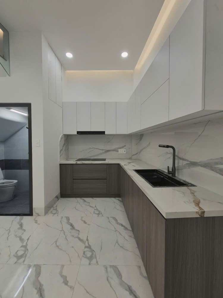 Nhà Mới Đẹp – 4 Phòng Ngủ – Ở Ngay – Gần Cityland Gò Vấp