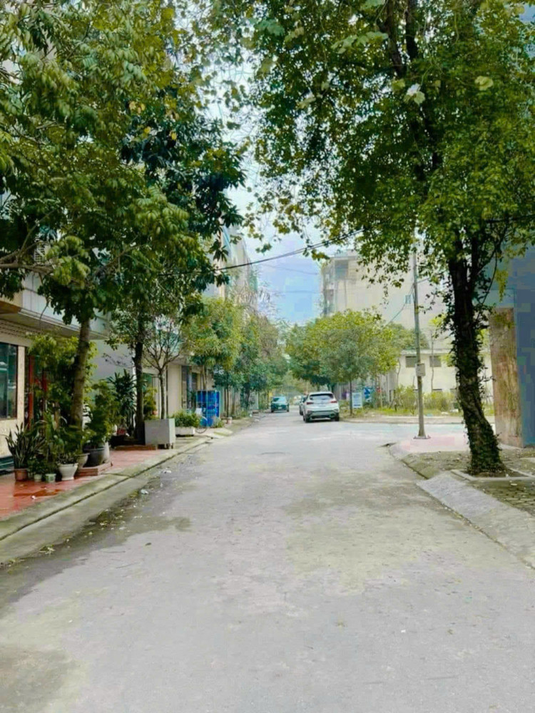 Hàng Bị Giam Ngoài Eo Biểnhormuz, Bán Gấp Mảnh Đất 100M2 2 Tỷ8