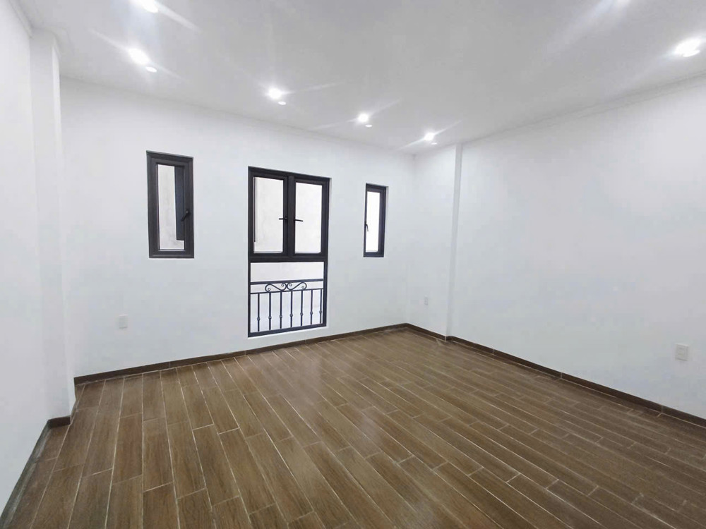 Bán Nhà Đẹp 4 Tầng – Xây Độc Lập – Mới Tinh Gần Trường Thái Phiên Phô Đà Nẵng