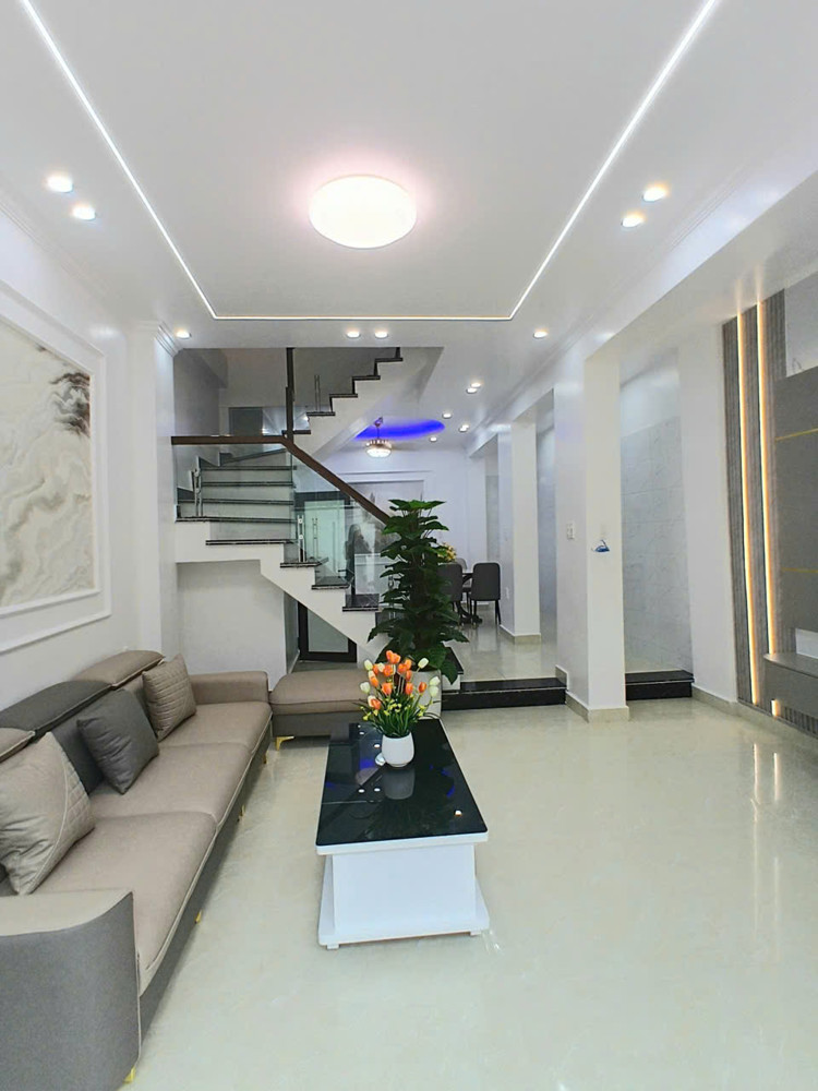 Bán Nhà 3 Tầng Ngõ 183 Đình Đông – Nhà Mới Xây – Sân Cổng Riêng – Giá 3,25 Tỷ