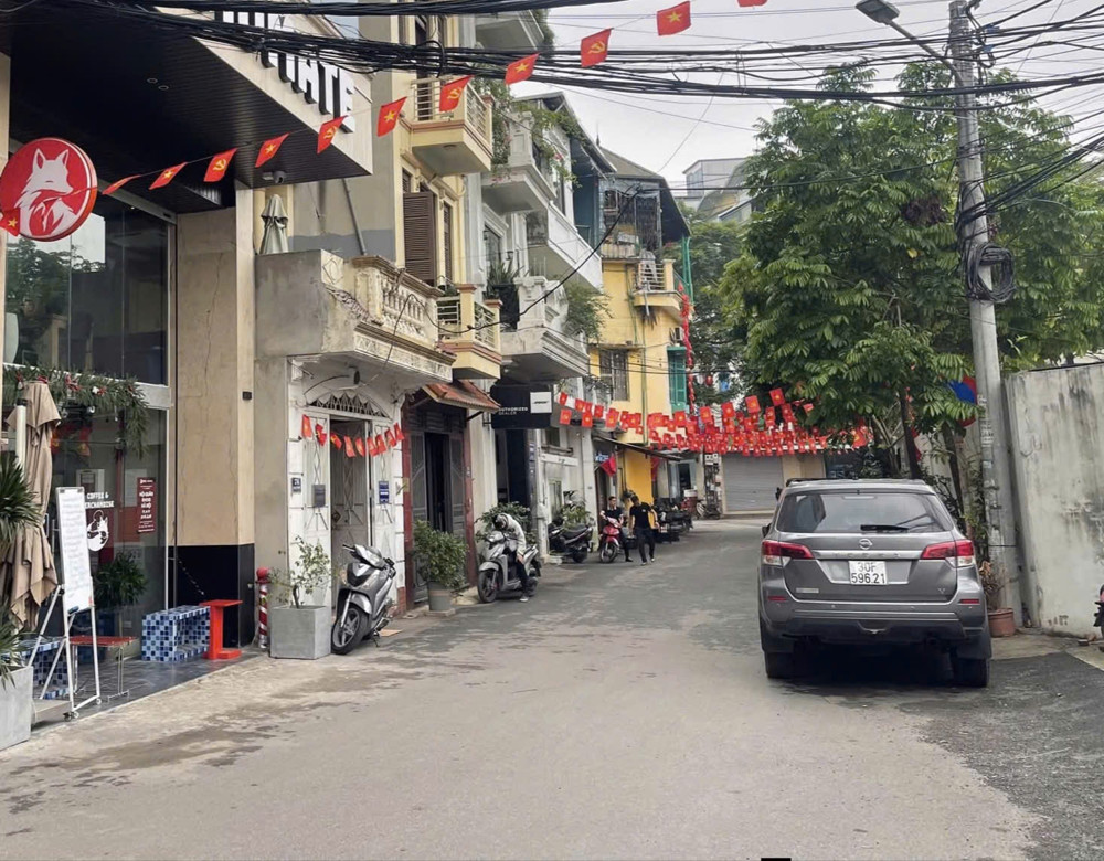 Tòa Building 10 Tầng Lô Góc 3 Thoáng - Trung Tâm Đống Đa View Hồ Hoàng Cầu