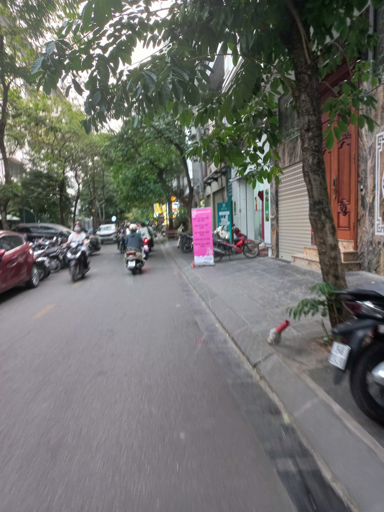 Cho Thuê Nhà Mặt Phố Đỗ Quang, Trần Duy Hưng, Trung Hòa Nhân Chính 200M2