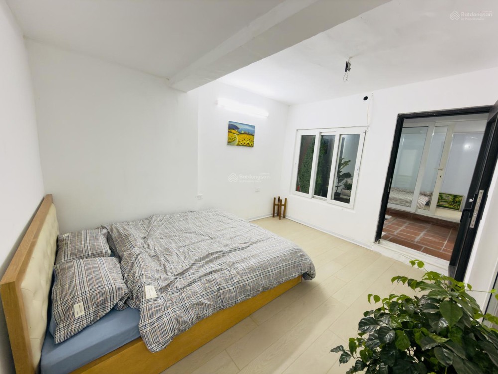 Bán Nhà Tầng 2 Tập Thể Võ Thị Sáu 70M2 3 Ngủ 2Wc Ô Tô Đỗ Chỉ 4.2 X Tỷ