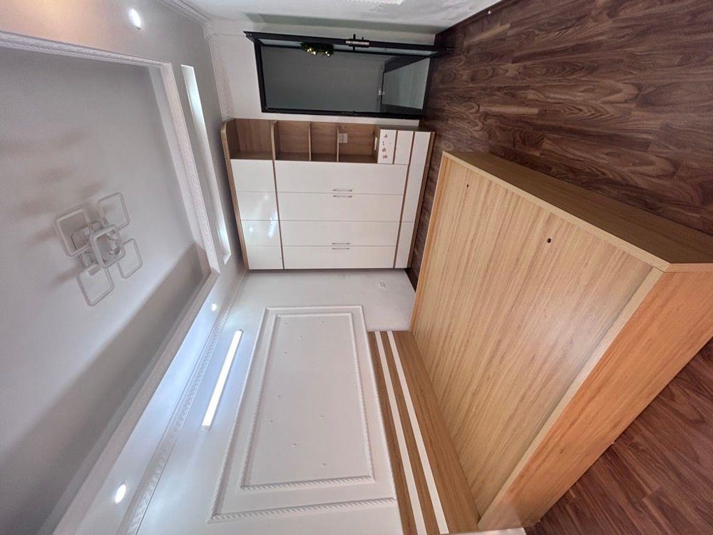 Nhà Đẹp Thoáng Gần Việt Hưng – Ô Tô - Khu Vực Nhiều Tiện Ích - Tặng Nội Thất 6 Tỷ Ctl