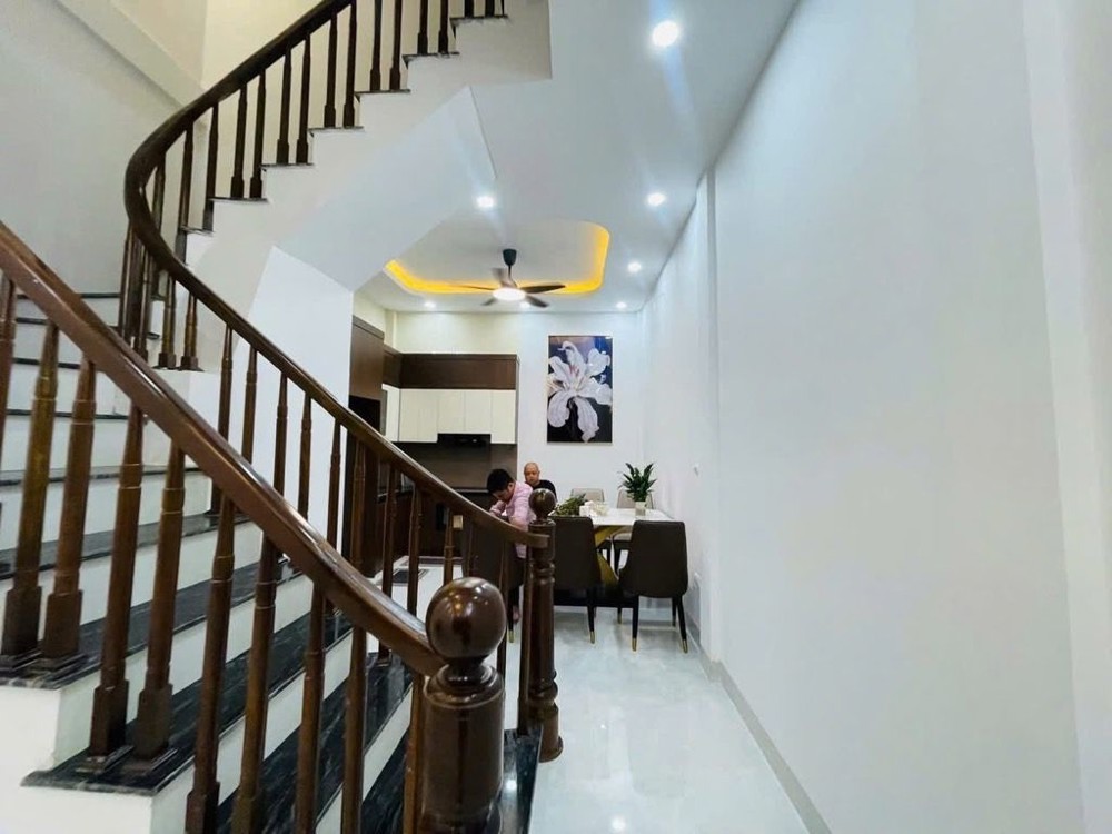 Bán Nhà Vân Hồ 73M2 Ô Tô Cửa Full Nội Thất Chỉ 20 Quả