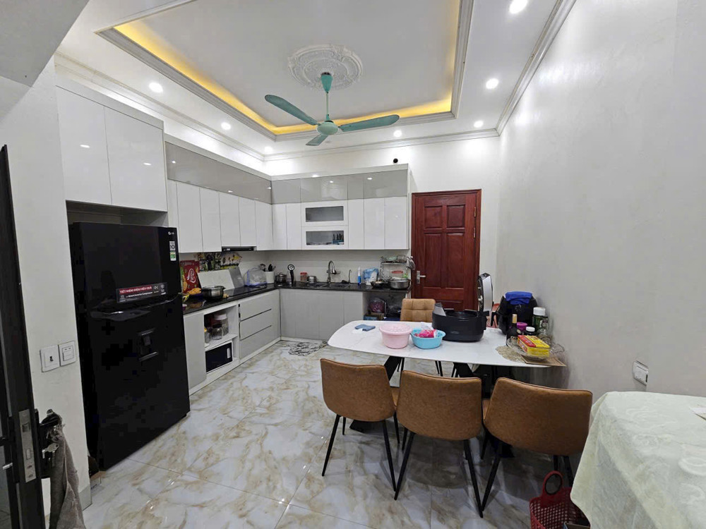 Bán Nhà 3 Tầng Giãn Dân Khả Lễ Giá Ngang Lô Đất Cạnh Vườn Hoa