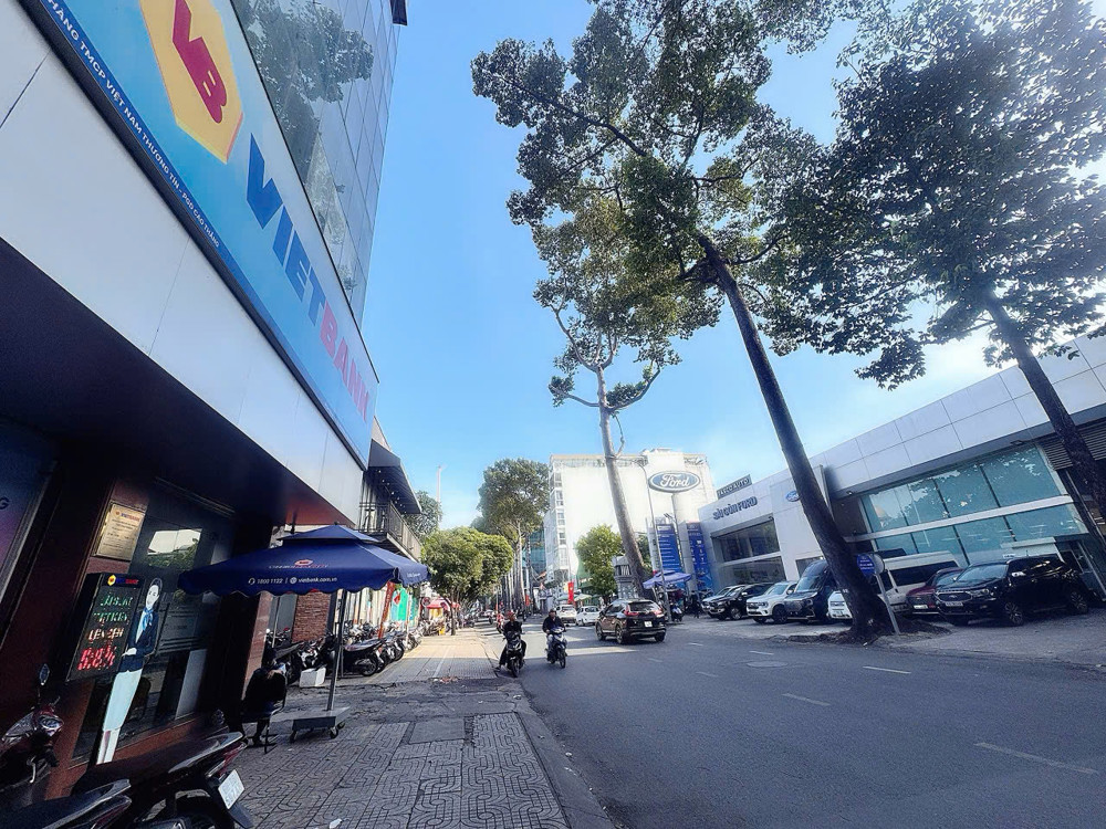 Chính Chủ 1 Đời - Bán Nhà 4 Tầng Mặt Tiền Kd Đ.cao Thắng, Q3 - Dt 70M2 Sổ Hồng Vuông Đẹp - Hdt Mặt