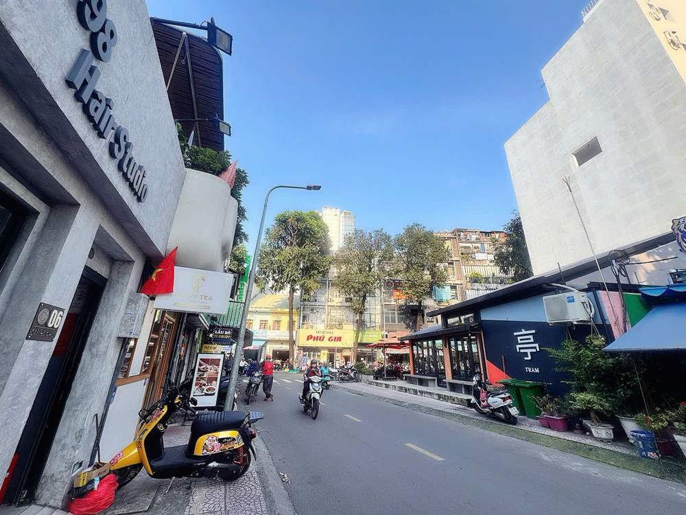 Chính Chủ 1 Đời Xưa Cần Bán Nhà Mặt Tiền Cao Bá Nhạ, P.nguyễn Cư Trinh, Quận 1 - Hiếm Nhà Bán - Dt