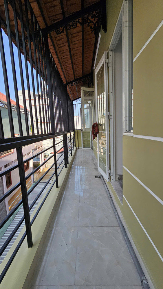 Bán Nhà Trung Tâm Q4 Đối Diện Q1hẻm Thông 1 Trục Ngang 5M Ngang 7 Dài 4 - 4 Tấm Có 4 Đ