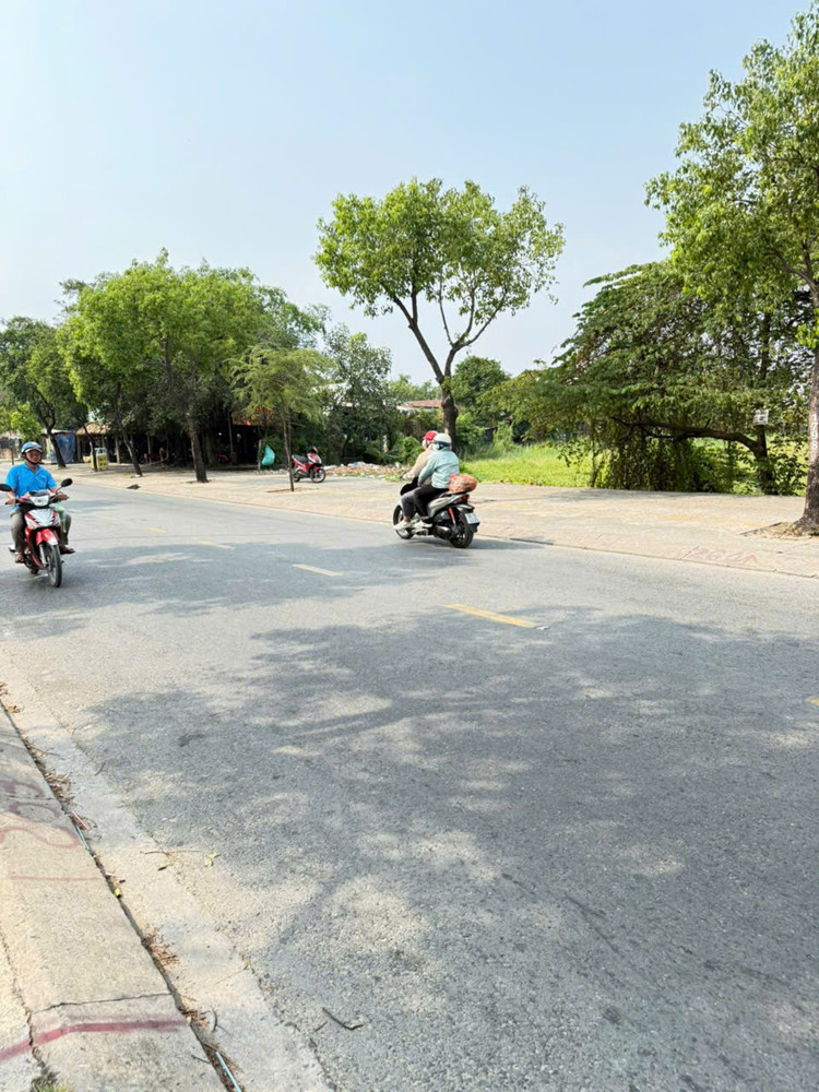 Bán Gấp Mt Song Hành Hóc Môn – 2.817M² – Qh Cao Tầng – 70 Tỷ