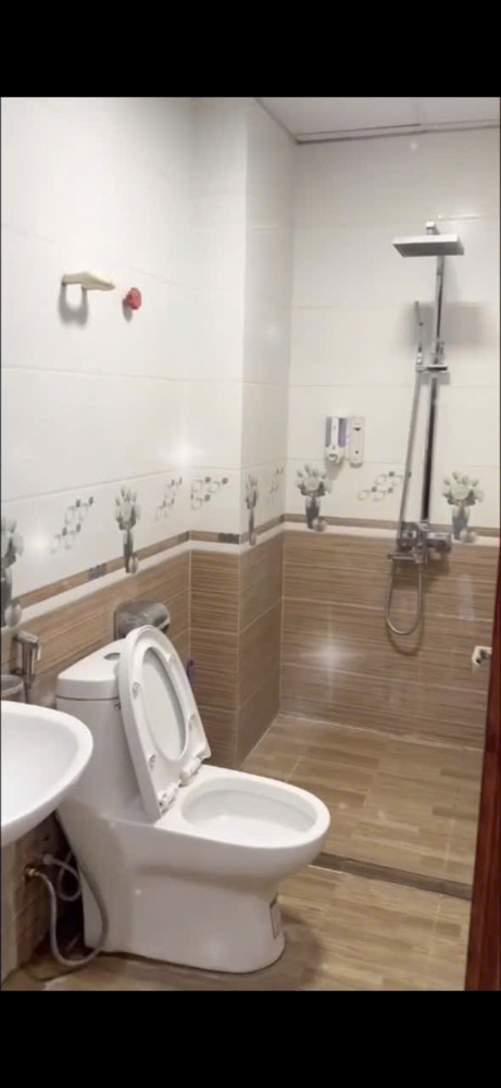 Bán Tòa Ccmn 7 Tầng – Dòng Tiền 500 Triệu/năm – Đối Diện Bến Xe Yên Nghĩa