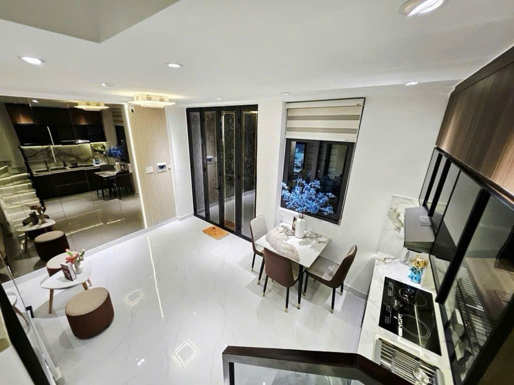 Nhà Gần Trường Đại Học Công Thương Tân Phú - 3 Tầng - 3Pn - Tặng Full N Ội Thất - 3.65 Tỷ