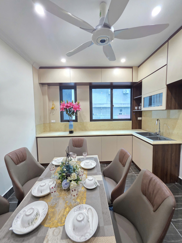 Bán Nhà Xây Mới Phố Dương Quảng Hàm Hai Mặt Ngõ Đường Ô Tô 50M2 6T Thang Máy Giá 22 Tỷ