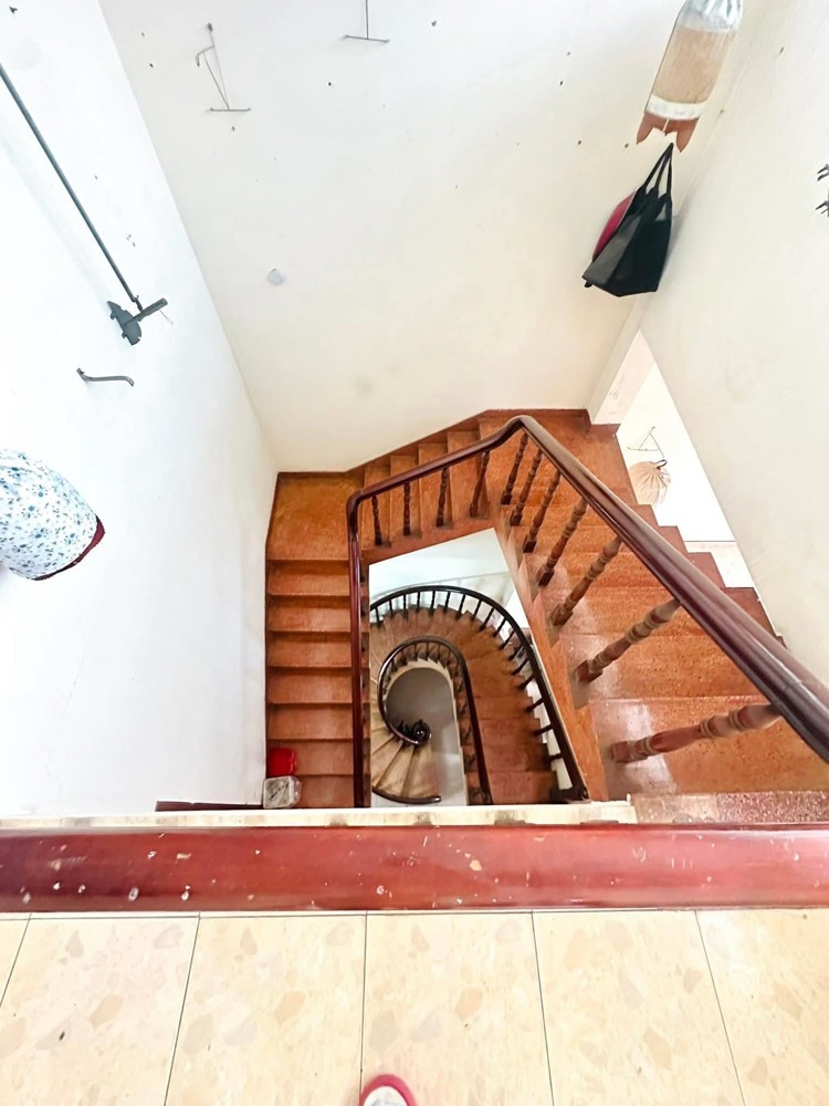 Nhà Hxh Đường Cách Mạng Tháng 8 Phường 7 Cũ Quận Tân Bình