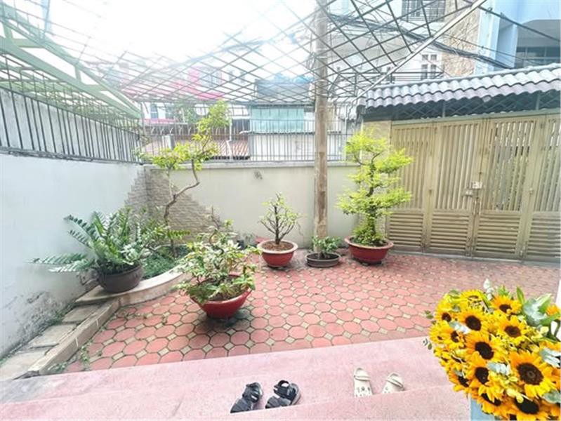 Nhà Hxh Đường Cách Mạng Tháng 8 Phường 7 Cũ Quận Tân Bình