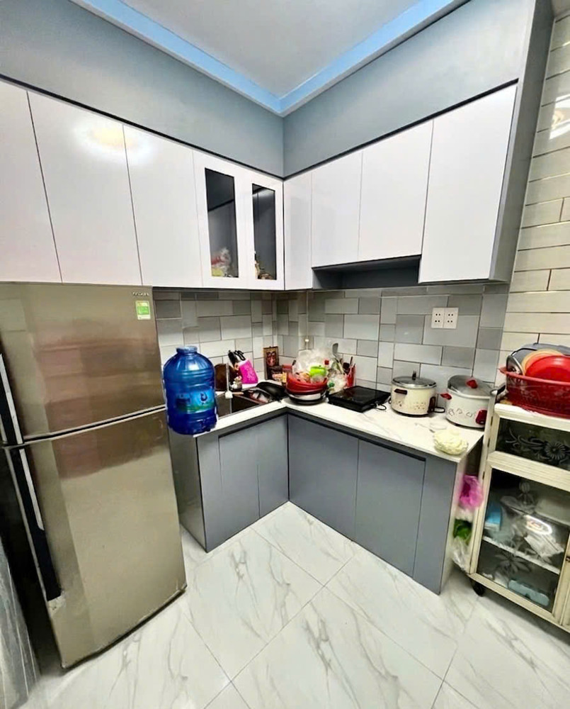 Nhà 3 Tầng Sát Đầm Sen Q11 - 4 Phòng Ngủ - Nhà Còn Mới Chỉ Vào Ở - 3.85 Tỷ(tl)