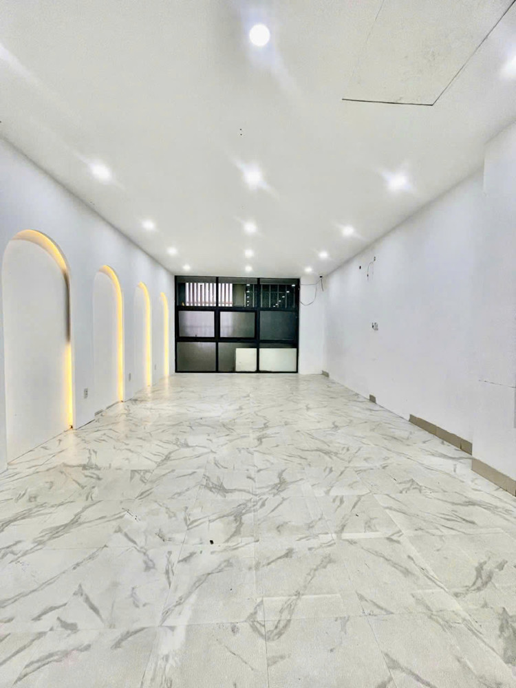 Cho Thuê Nhà Mặt Tiền Kinh Doanh , Trung Tâm Buôn Ma Thuột, Đắk Lắk