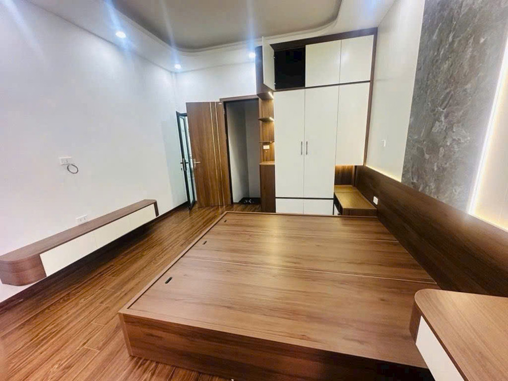 Thụy Khuê 25M X5 Tầng 7,35 Tỷ Full Nội Thất - Gần Phố,Ngõ Thông,Gần Hồ