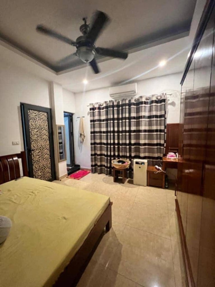 Hoàng Hoa Thám 27M X5 Tầng 6,3 Tỷ Cách Bãi Gủi Ô Tô 50M,Ngõ Thông Thoáng