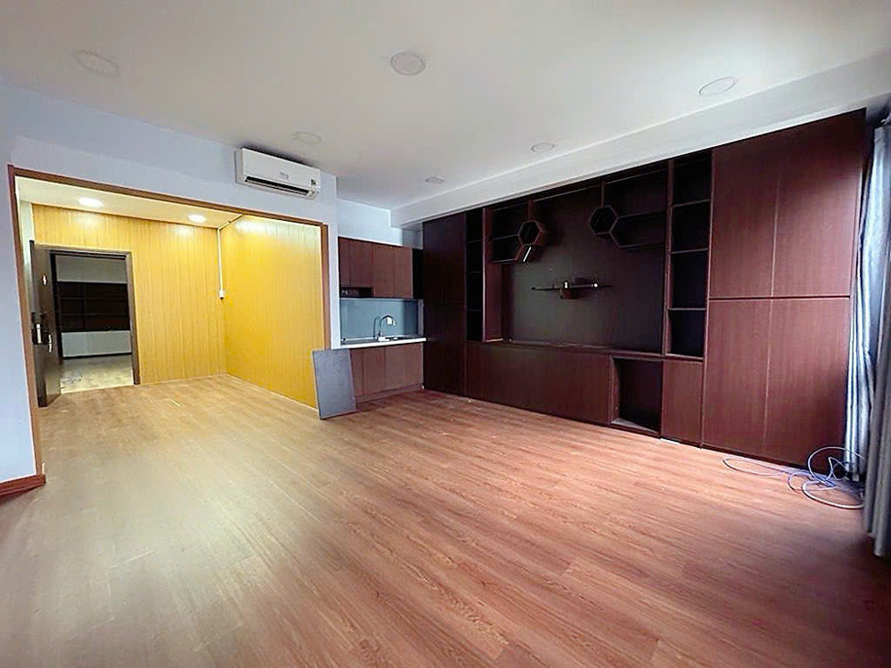 Hiếm Ngang 5M Nở Hậu 6,6M * 16M Vuông Đẹp - Bán Nhà 5 Tầng Thang Máy Đ.bến Vân Đồn, P.khánh Hội,