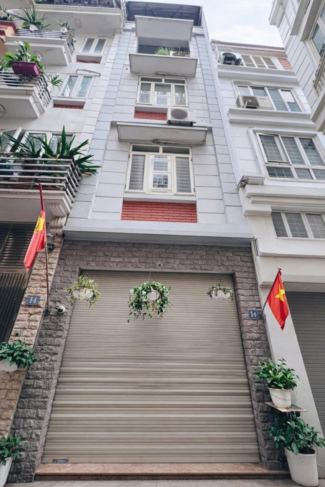 Lạc Long Quân – Phân Lô Ô Tô Vào Nhà – 38M2 5 Tầng – Hàng Hiếm Lõi Tây Hồ Không Có Sản Phẩm Thứ 2