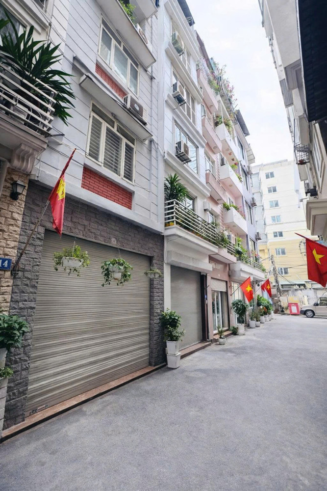 Lạc Long Quân – Phân Lô Ô Tô Vào Nhà – 38M2 5 Tầng – Hàng Hiếm Lõi Tây Hồ Không Có Sản Phẩm Thứ 2