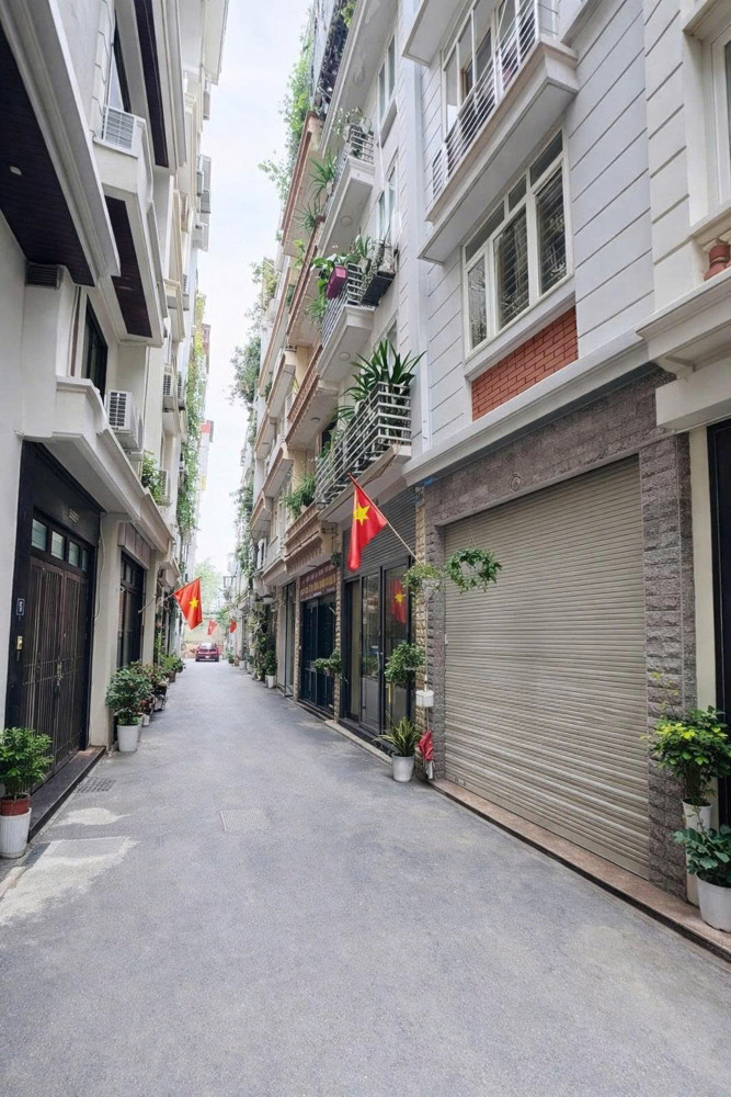 Lạc Long Quân – Phân Lô Ô Tô Vào Nhà – 38M2 5 Tầng – Hàng Hiếm Lõi Tây Hồ Không Có Sản Phẩm Thứ 2