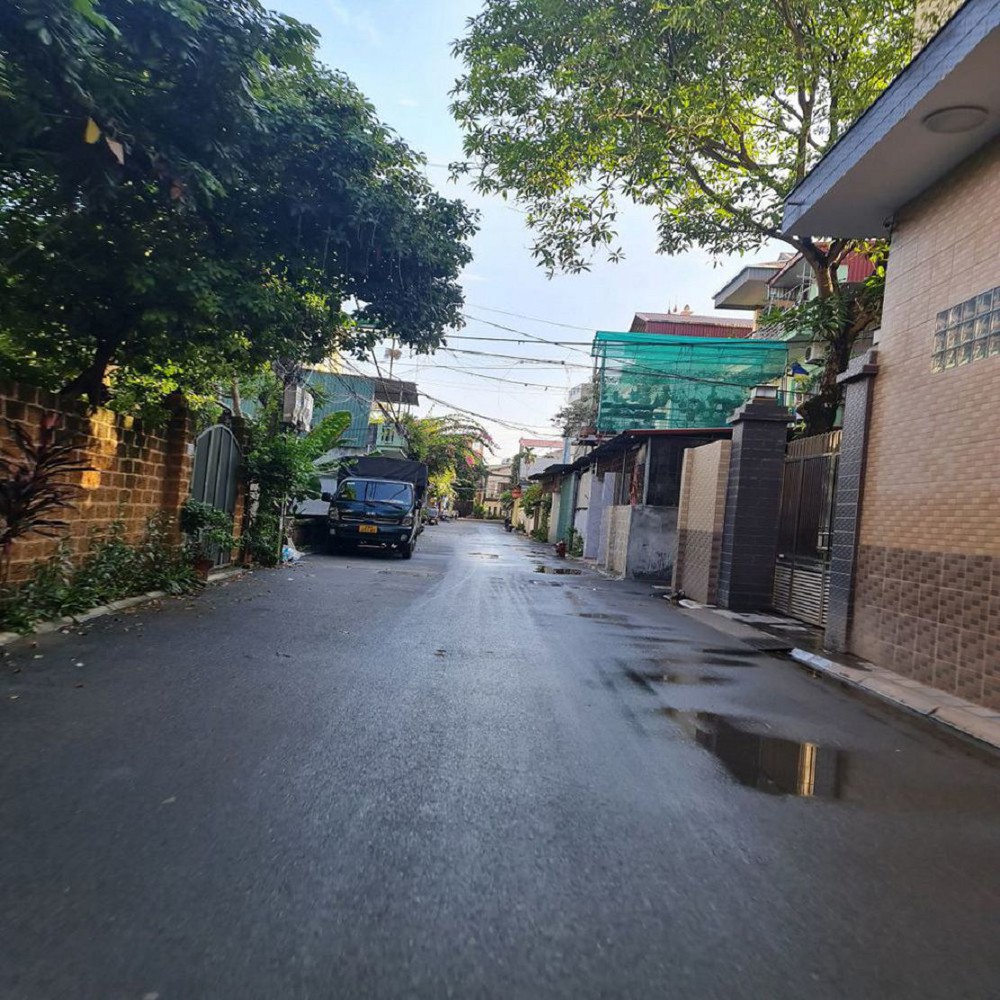 3 Tỷ 3 Tỷ 3 Tỷ Có 59M2 Dương Quang Gia Lâm Mt 3,9M Ngõ Rộng Gần Trục Chính 0989894845