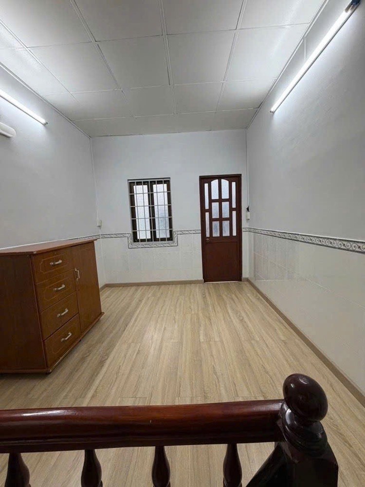 Bán Nhà Đường Đoàn Văn Bơ, Phường 13, Quận 4, Hồ Chí Minh