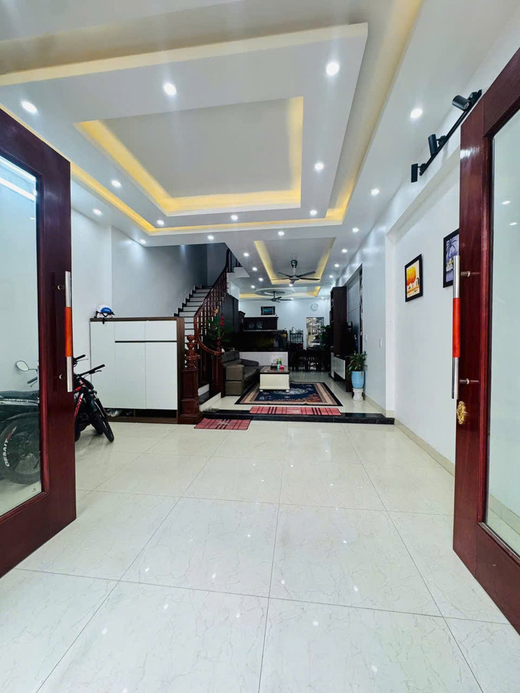 Bán Nhà 3 Tầng Dân Xây Trong Khu Đô Thị 379, Nhà Rộng 65M2, Mặt Tiền 5M