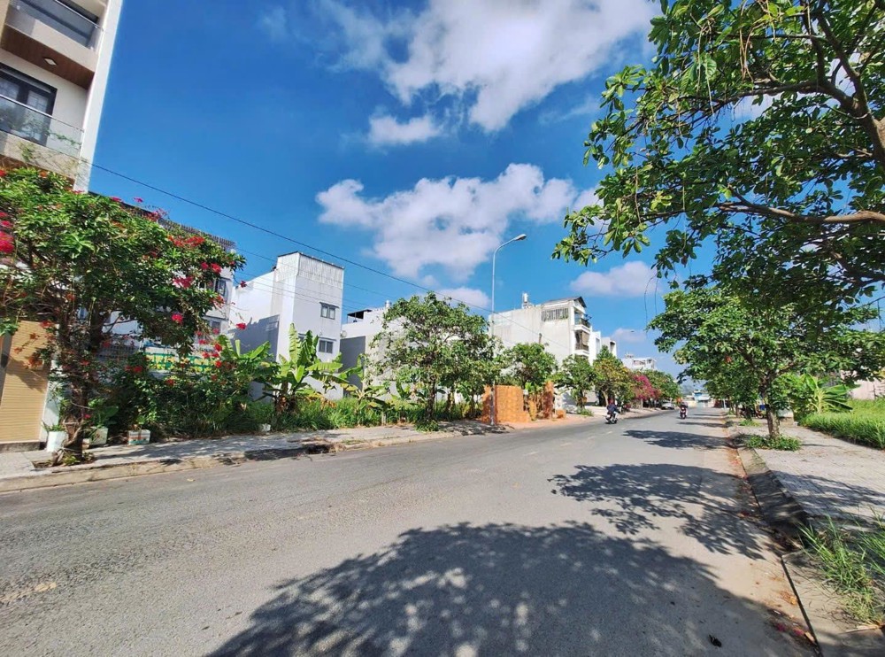 Nền Đất Giá Xịn Nhất, Đường 16M Kdc Đào Sư Tích, 5X19m, 7.1 Tỷ