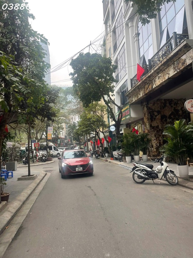 Bán Nhà Phân Lô Nguyễn Chánh - Cầu Giấy - Ô Tô Tránh - View Sân Chơi - Nhà Đẹp Ở Ngay - Hạ Chào