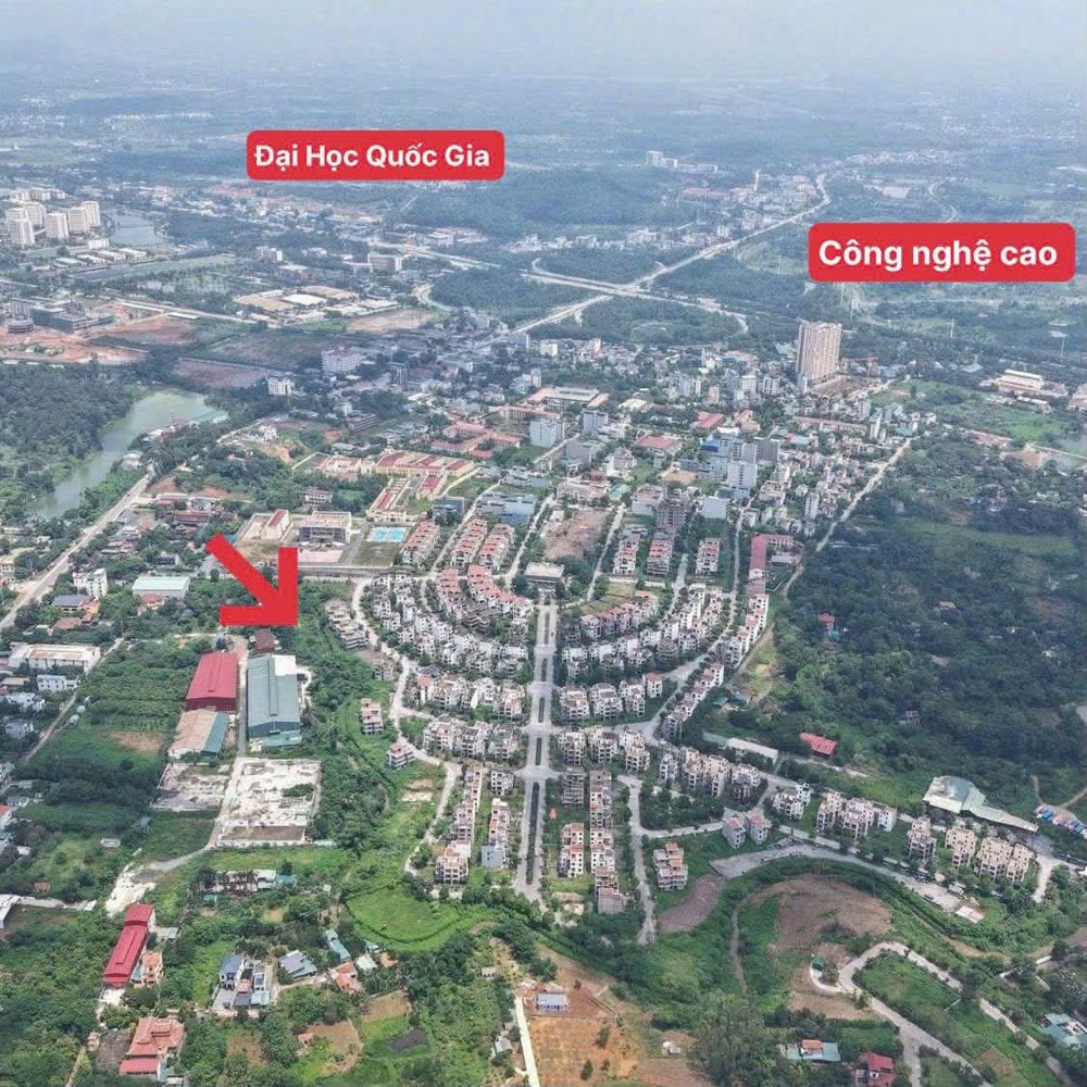 Lô Đất Duy Nhất Mặt Hồ Tại Trung Tâm Hòa Lạc Giá 2X Tr/m2