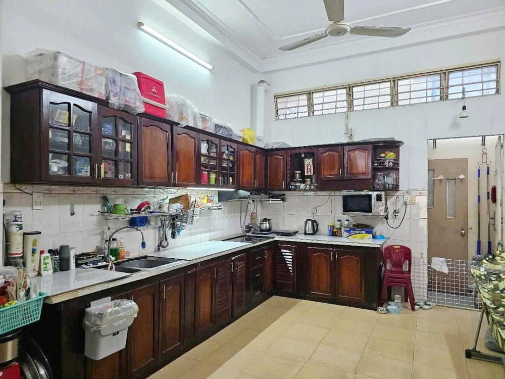 Nhà Đẹp Ngay Trường Võ Văn Kiệt P13q8 P.phú Định