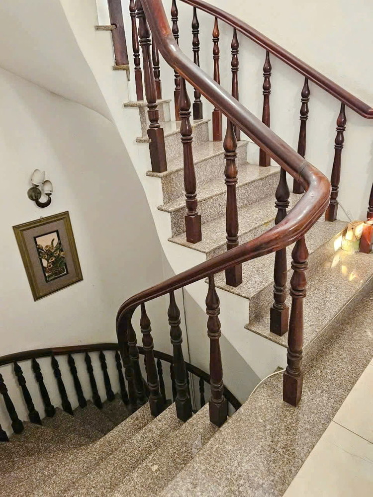 Nhà Đẹp Ngay Trường Võ Văn Kiệt P13q8 P.phú Định