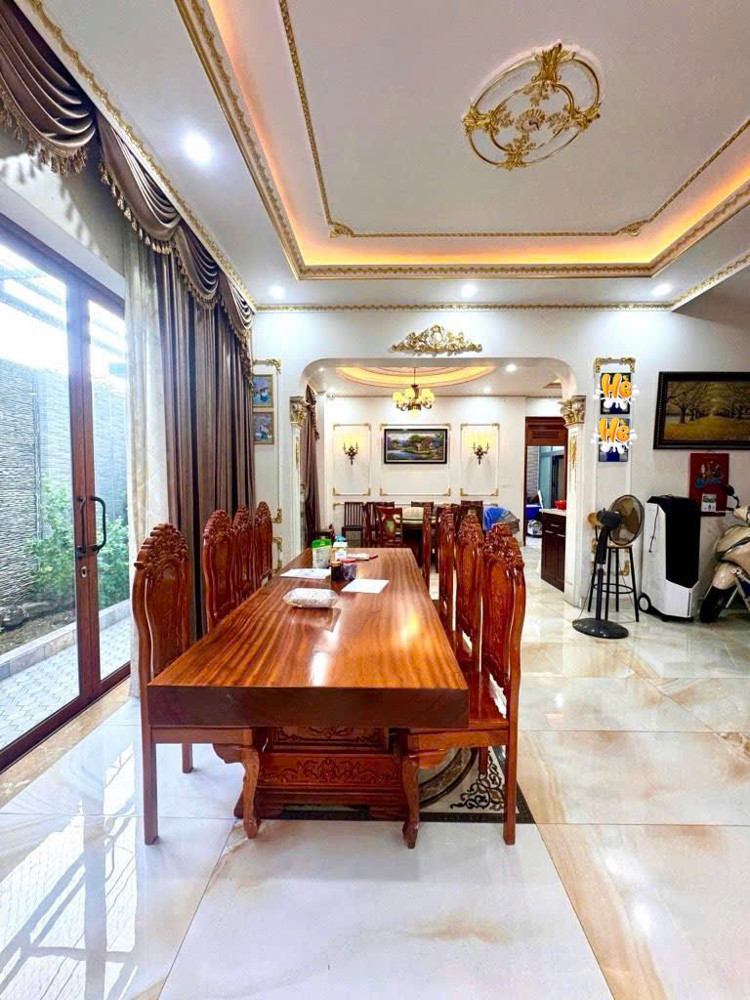 Biệt Thự Khu Tecco - Đường Lề 30M - Xe Hơi Đậu Trước Nhà - (10X21m) - 3 Tầng - Hơn 22 Tỷ(tl)