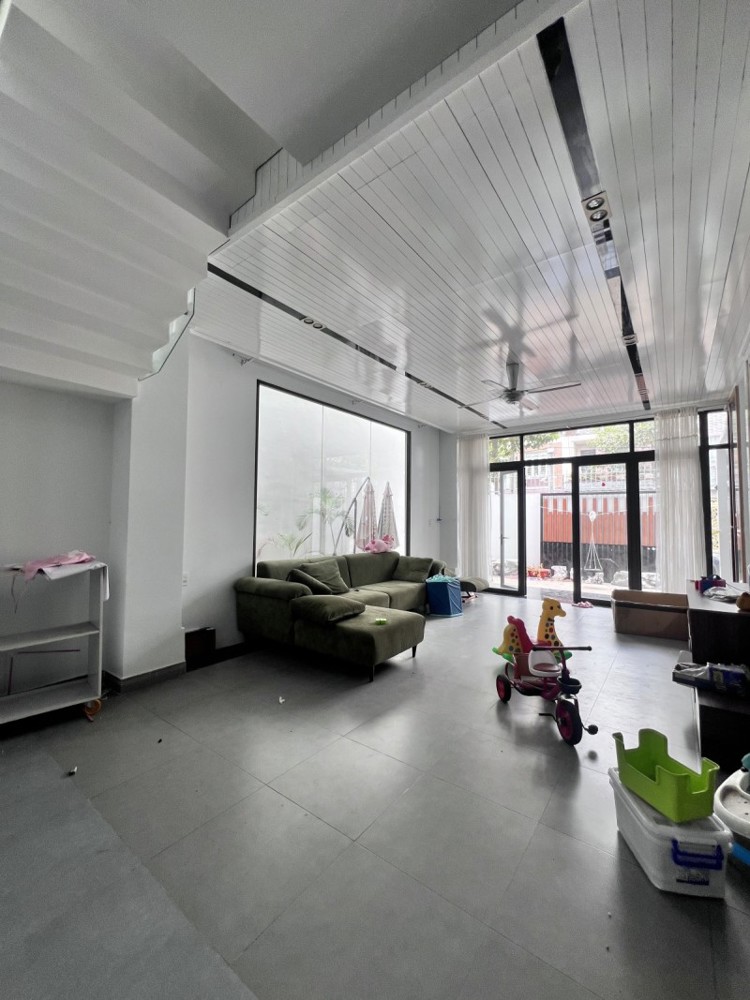 Bán Biệt Thự 230M2 V.i.p Bửu Long,Đường Nhựa 20M,Gần Song Ngữ Lạc Hồng