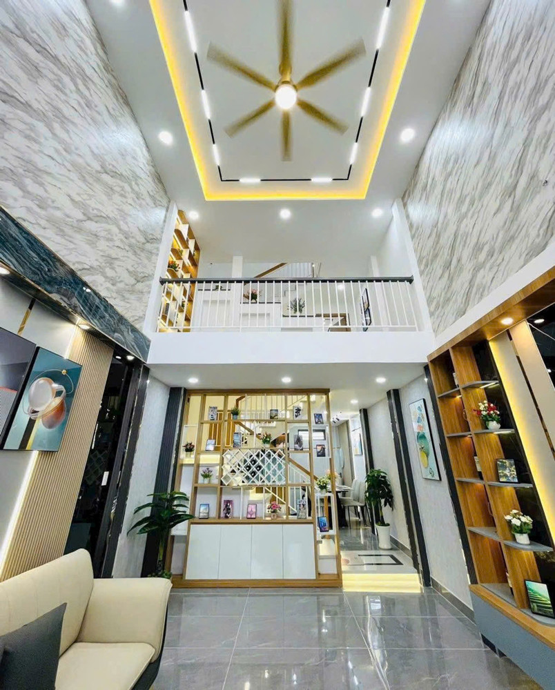 Ngay Cv Làng Hoa - Trung Tâm Gò Vấp - 3 Tầng - 60M2 - Tặng Full Nội Thất - Chỉ 6.X Tỷ Nhỏ