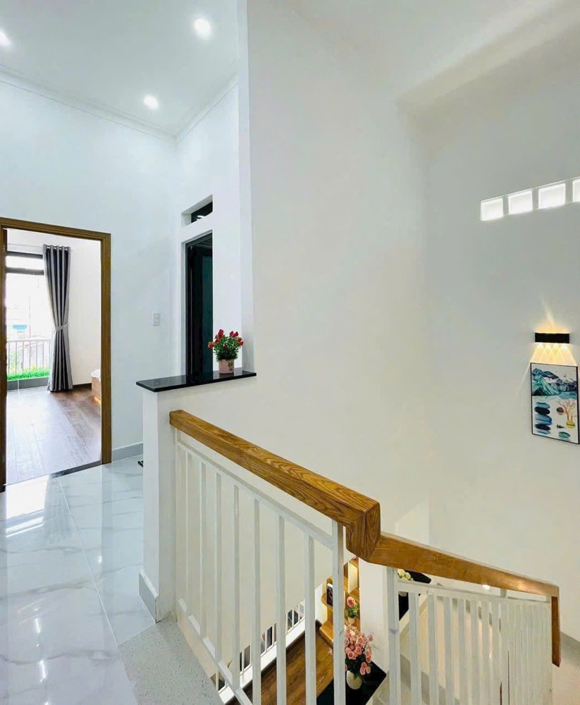 Ngay Cv Làng Hoa - Trung Tâm Gò Vấp - 3 Tầng - 60M2 - Tặng Full Nội Thất - Chỉ 6.X Tỷ Nhỏ