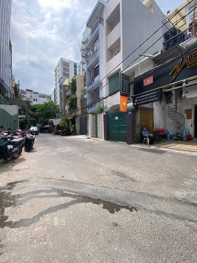 Cho Thuê Tòa Nhà Dts 600M2 Tại Tân Cảng, Kế Ga Metro, 7X21, 4 Tầng, Hẻm Xe Hơi, 70Tr Tl