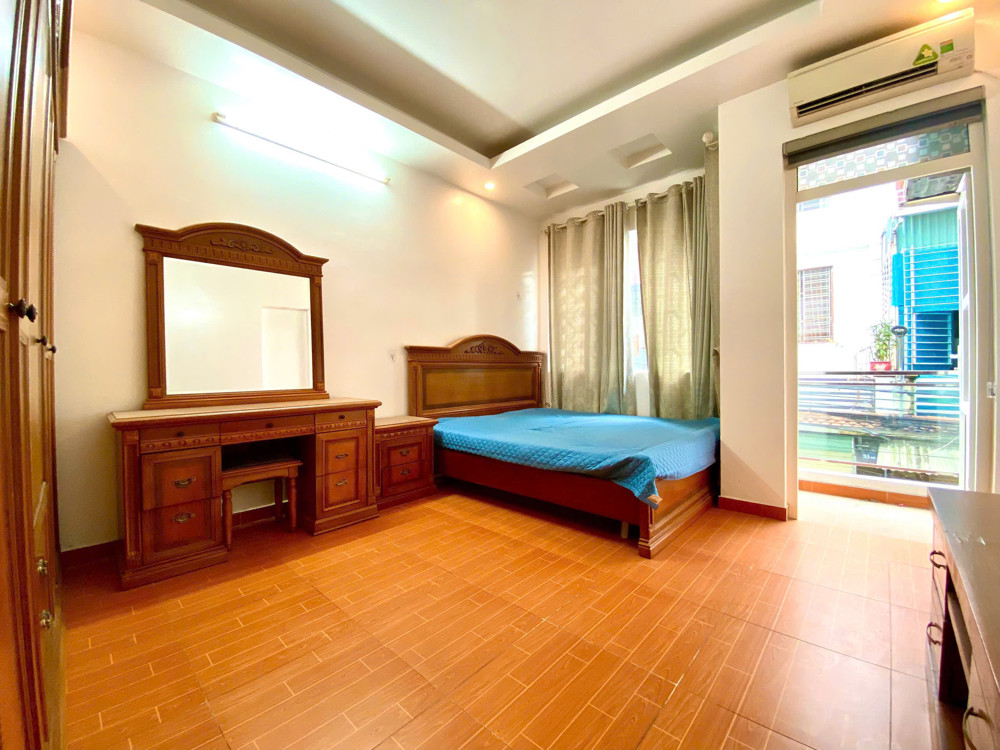 Bán Nhà 4 Tầng Căn Góc 193 Văn Cao (Kiều Sơn) – Ô Tô Tránh – Giá 4,65 Tỷ