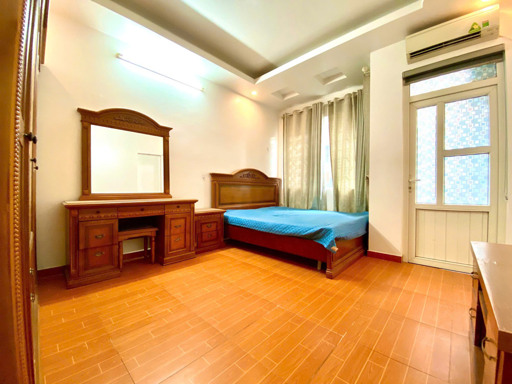 Bán Nhà 4 Tầng Căn Góc 193 Văn Cao (Kiều Sơn) – Ô Tô Tránh – Giá 4,65 Tỷ