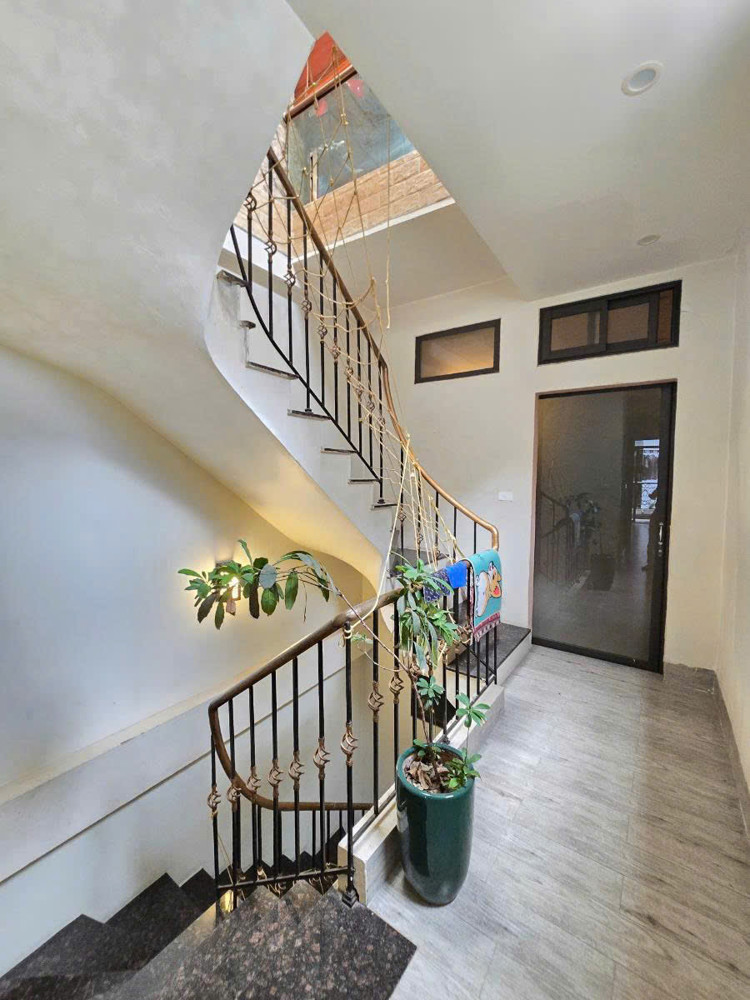 Kim Mã – Trung Tâm Ngoại Giao – Vị Trí Không Thể Nhân Bản – 55M2 – Chỉ 19.8 Tỷ