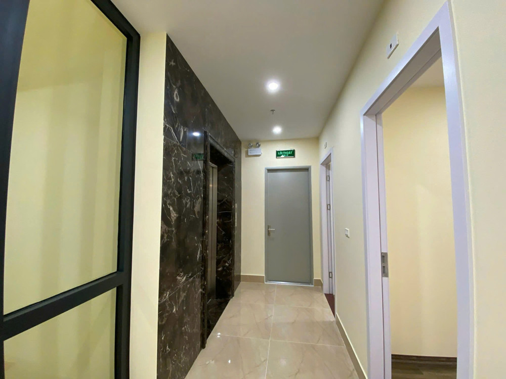 Cho Thuê Tòa Nhà 9 Tầng - Mặt Tiền Rộng - Vỉa Hè Thoáng - Giá Chỉ 120Tr/tháng