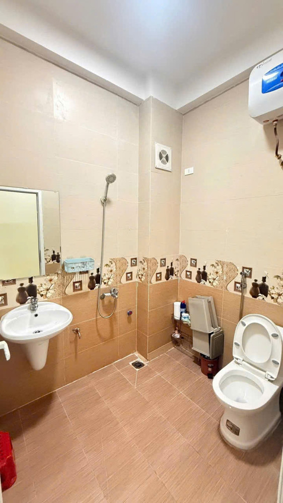 Bán Nhà Mỹ Đình 35M X 5 Tầng Ô Tô Đỗ Cửa Kinh Doanh 8.9 Tỷ. Sđt ; 0.9.4.4.4.9.3.2.9.1 Em Hà